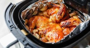 Peut-on mettre du papier d’aluminium dans une friteuse sans huile ?